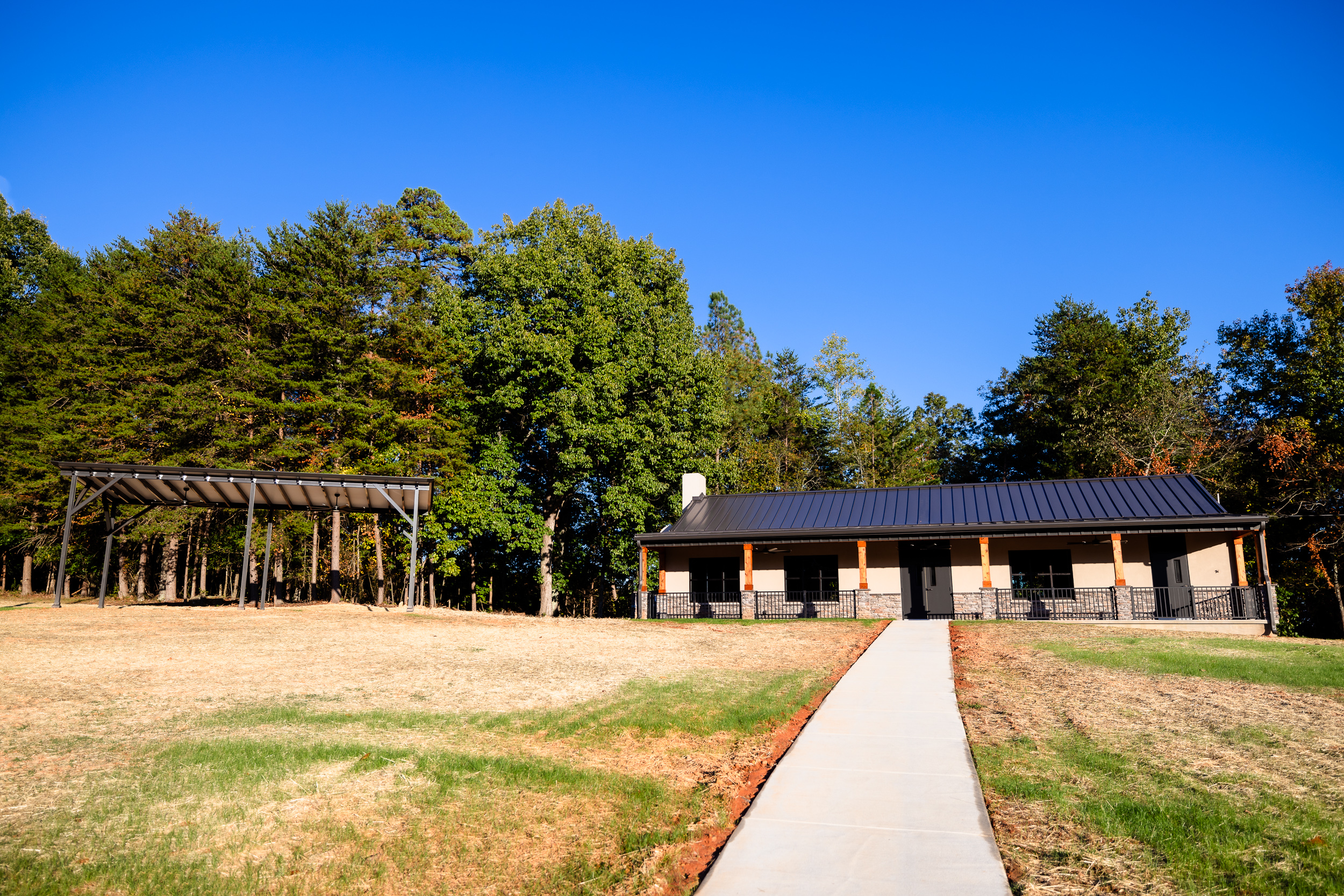 The Ranlo Lodge community building